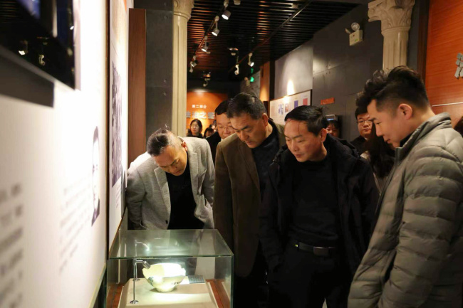 新野县法院：40余名基层工作者进法院 赋能基层治理