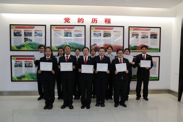 青春的模样 致未来的自己—— 新野县法院开展“庆五一 迎五四”青春寄语主题活动